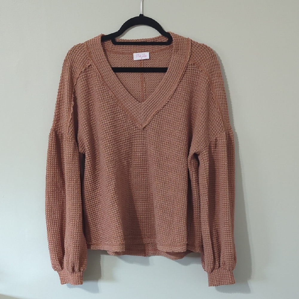 Pink Lily Sweater Women's Medium